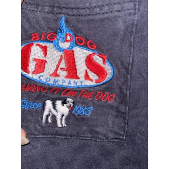 Vintage Big Dogs Shirt Mens Large Gas Company Blame It On The Dog 2004 Graphic - Picture 5 of 8